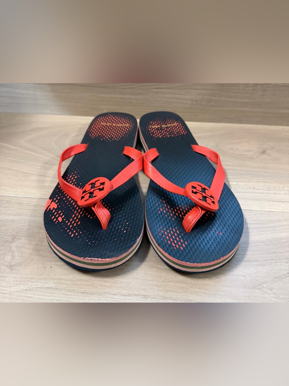 Tory Burch Minnie Flip Flops Red Navy Logo Thong Sandals Women’s Size 6.5